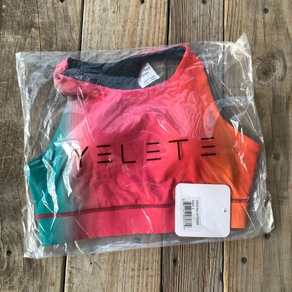 Women's Active Ombre Workout Sports Bra - Picture 3 of 3